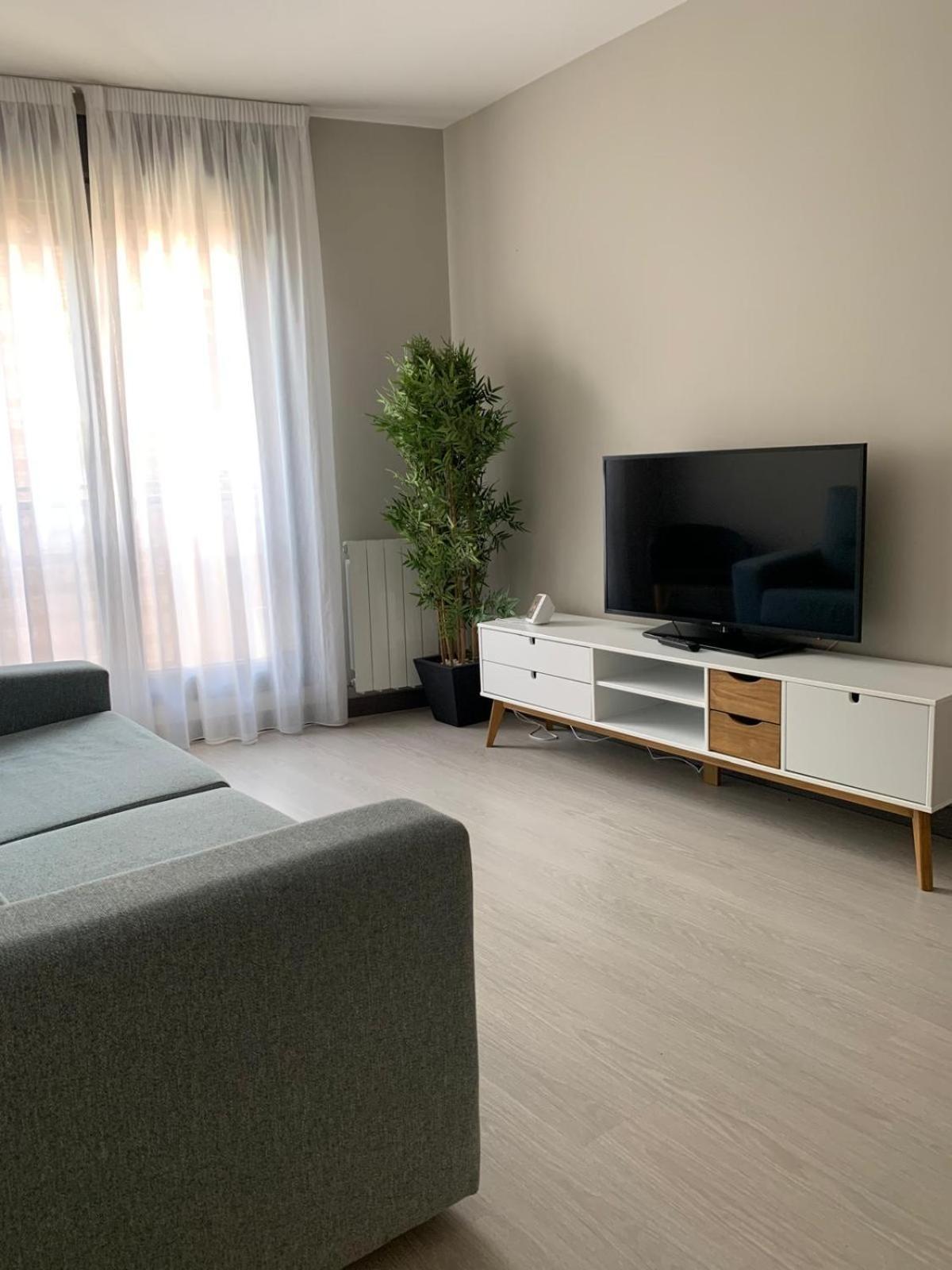 Eh - Apartamentos Heroismo Zaragoza Kültér fotó